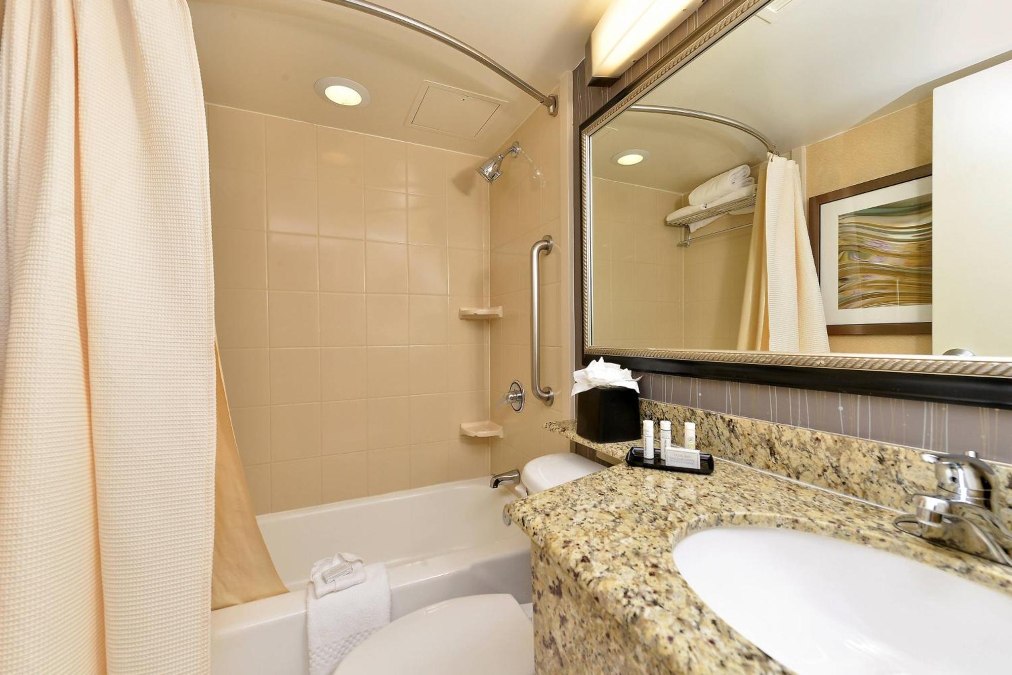 Courtyard By Marriott Denver Cherry Creek Ngoại thất bức ảnh